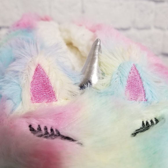 Unicorn Tie Dye Fuzzy Cozy Slipper Socks New - Picture 14 of 16